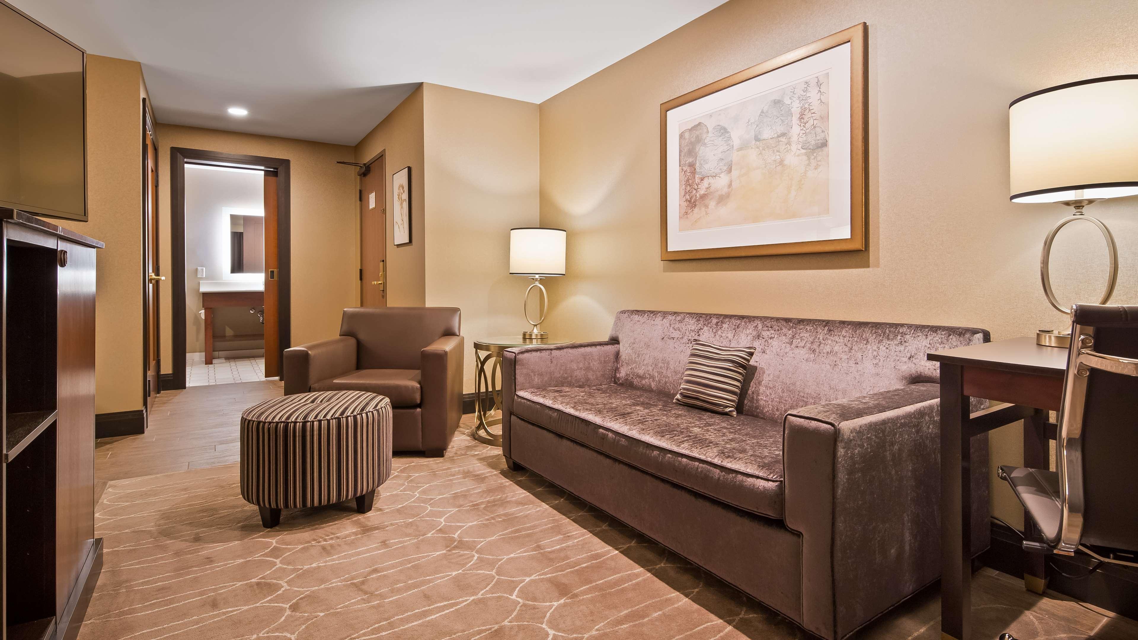 Western Premier Park 4*