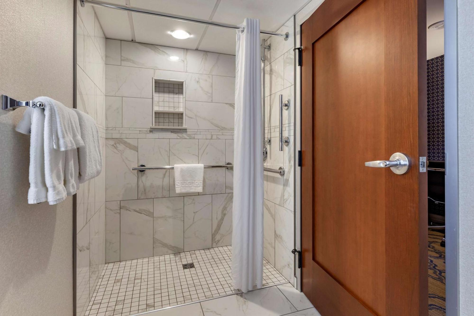 Hotel Western Premier Park 4*