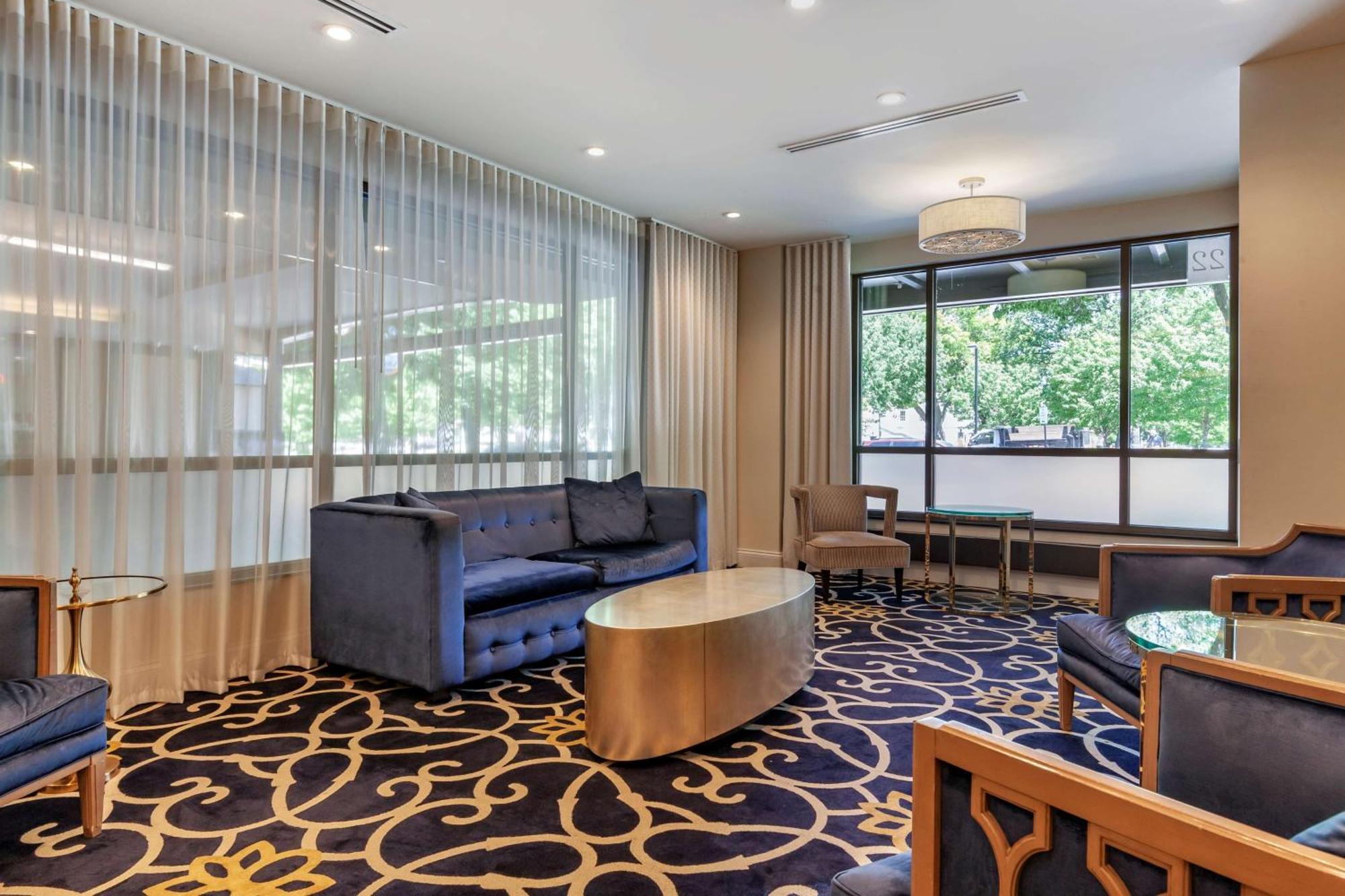 Western Premier Park 4*
