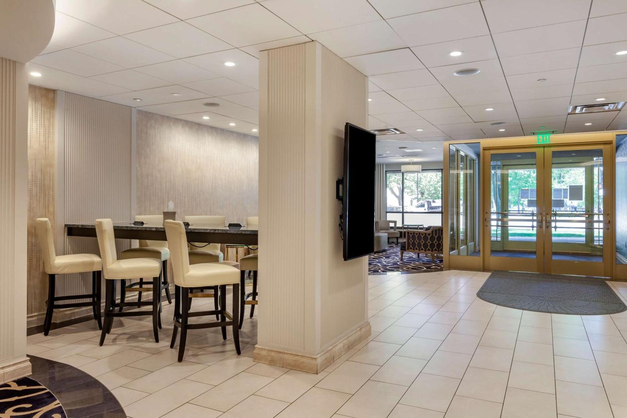Western Premier Park 4*